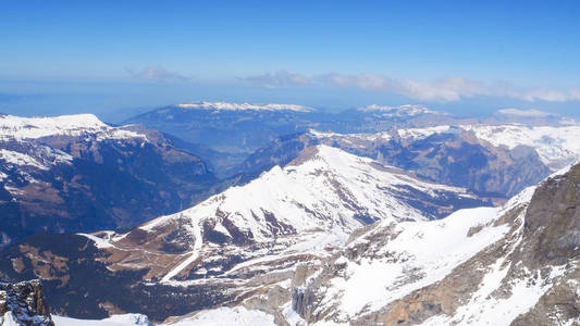 在少女峰全景雪山景图片