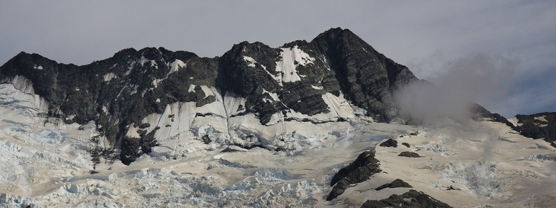 冰川和山塞夫顿，库克山附近一座山