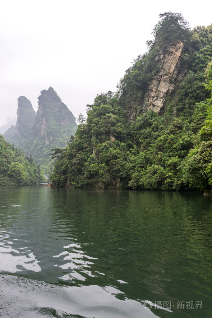 宝峰湖风光