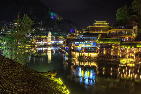 凤凰的夜景