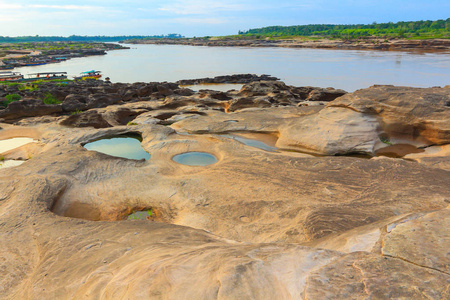 萨姆潘。泰国 ubonratchathani 大峡谷