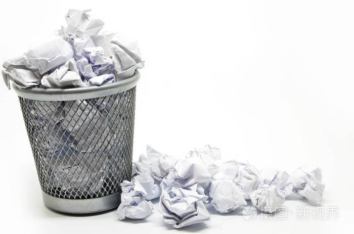 垃圾桶用纸浪费