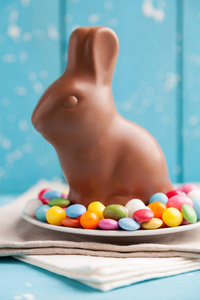 美味的巧克力复活节兔子 鸡蛋和糖果