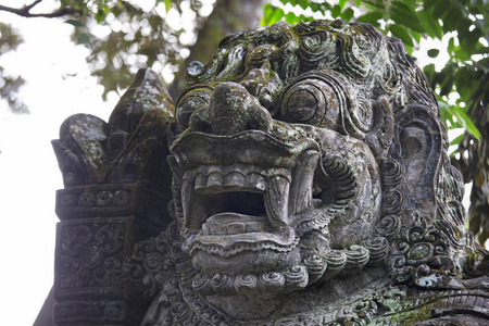 巴厘岛寺庙古印度教神雕像印尼塔巴南巴厘岛普拉卢胡尔巴图卡鲁印度教