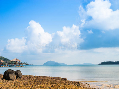 海上石头海岸