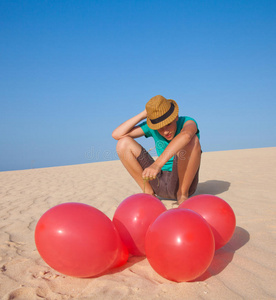 沙丘上的气球