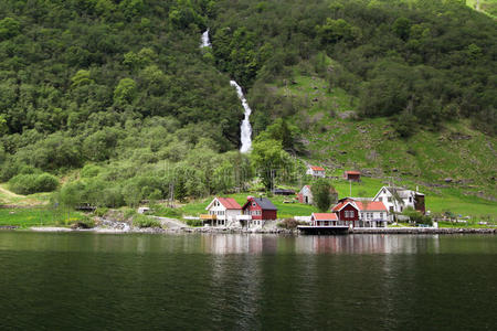 松恩峡湾图片