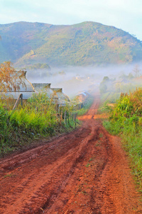 山路