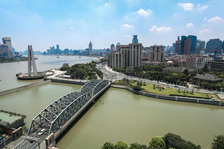 上海白天上海白天照片