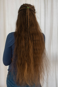 长麻花辫的发型图片