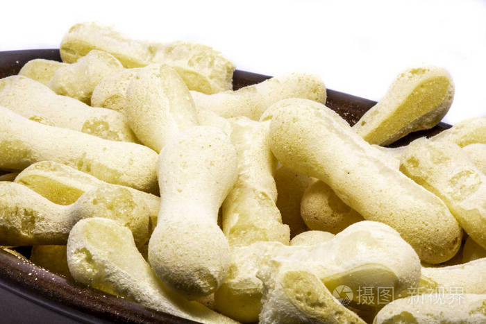 用木薯淀粉制作的饼干, 是米纳斯吉拉斯州的传统菜肴.