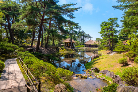 日本福岛 Aizuwakamatsu 市 Oyakuen 药用植物园