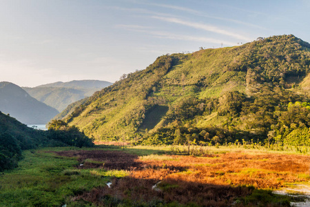 危地马拉 Yolnabaj 湖附近的风景
