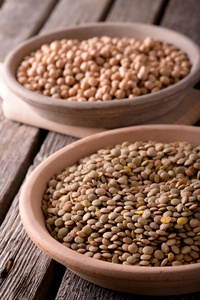 在板上干小扁豆图片