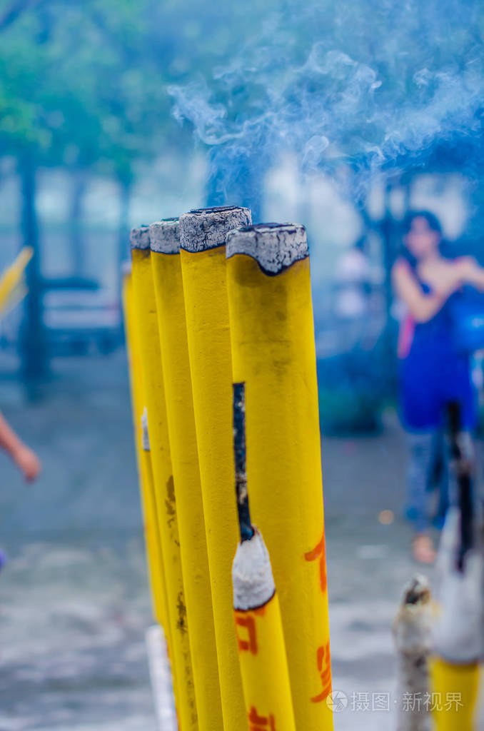 香火鼎盛的佛教寺庙