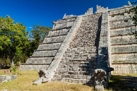 大祭司墓 也称为骨库 在考古遗址鸡察, 墨西哥