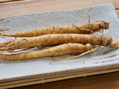 年韩国料理韩国食品鲜人参, 准许苏珊请假照片