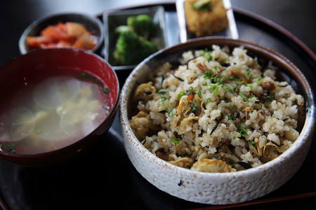 焗的饭与扇贝日本食品