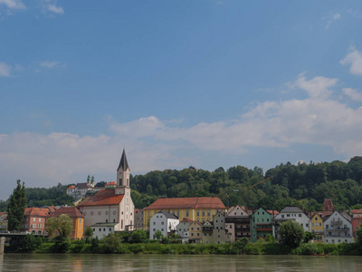 多瑙河上的一条河游