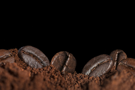 烘焙过的咖啡豆混合香气