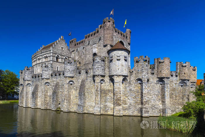 佛兰德的城堡是一个保存完好的中世纪城堡, 位于根特中心的第十世纪.