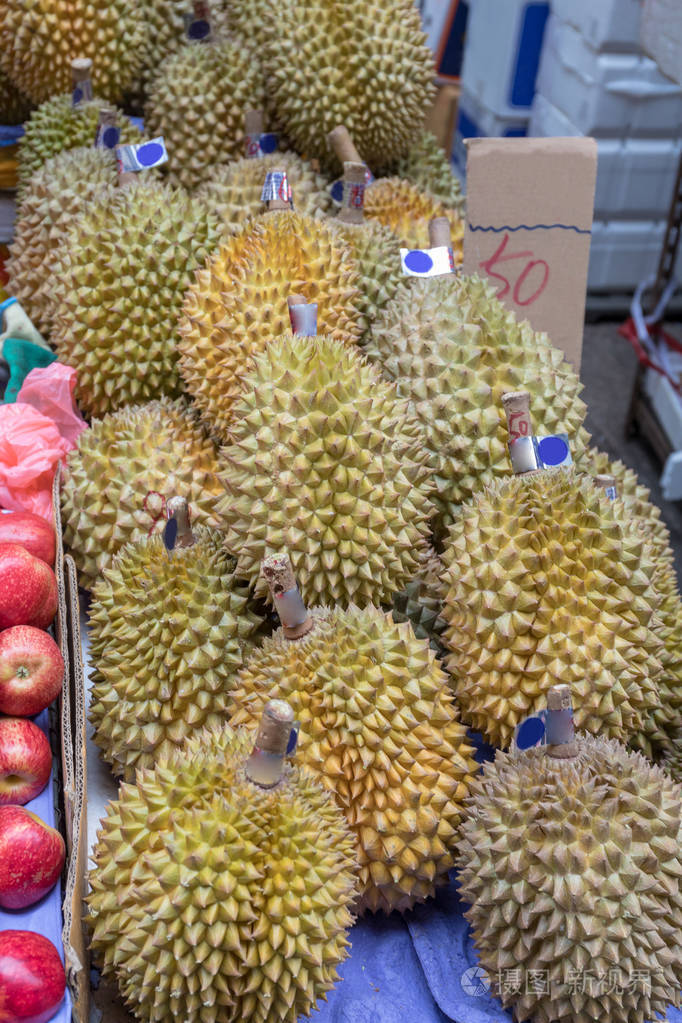 大串榴莲热带水果市场