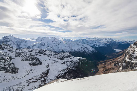 瑞士阿尔卑斯山的铁力士雪山