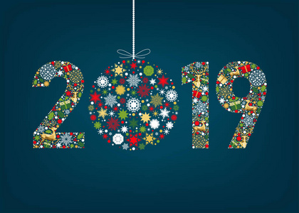 2019新年贺卡蓝色背景与黄金驯鹿, 礼品盒和雪花.五颜六色的装饰品.