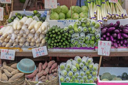 香港农民市场的新鲜蔬菜品种图片