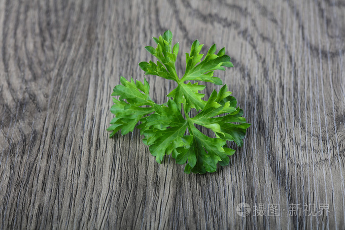 成熟的新鲜欧芹叶