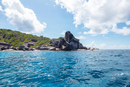 岩石, 海和蓝天自然风景