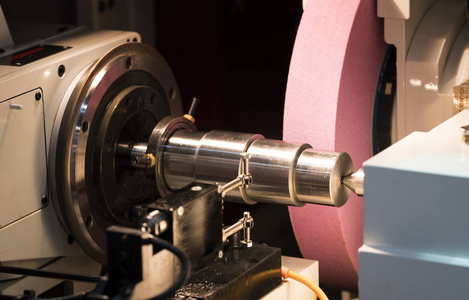 万能表本厂采用万能 grining 机加工模具及模具零件.