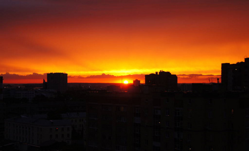 对这座城市的夕阳红