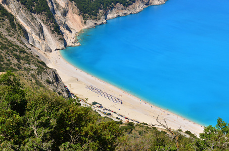 著名的海滩在希腊 Mirtos