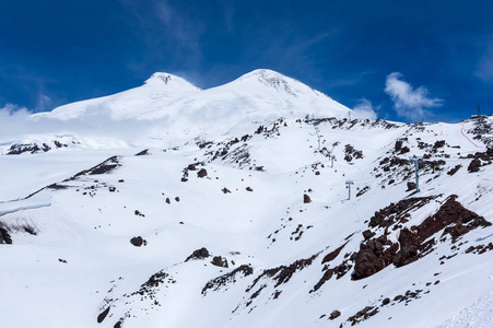 欧洲最高峰 Elbrus 山双峰