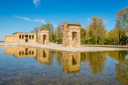 在马德里的庙 debod