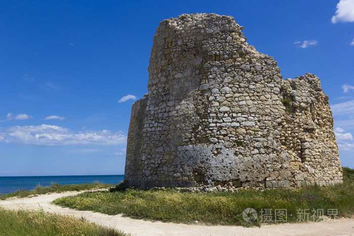 Salento，沿海塔