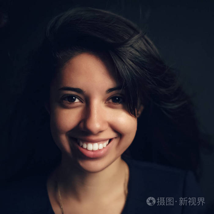 西班牙裔美国人的拉丁女孩