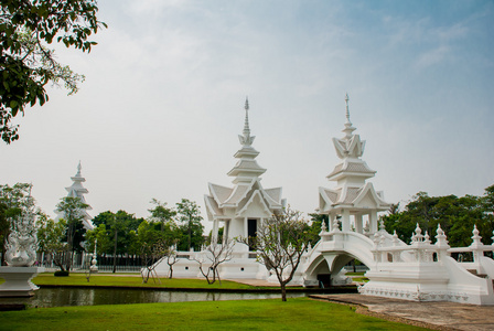 龙宫，又名白寺。清莱，泰国