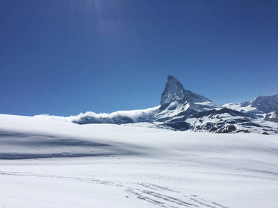 瑞士阿尔卑斯的雪视图