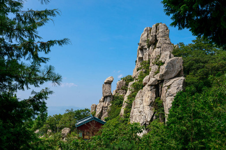 南海县 Geumsan 山 Boriam 寺景