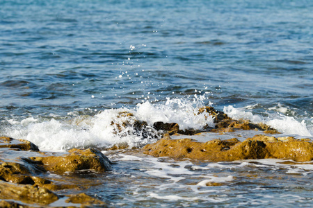 海浪石泡沫水