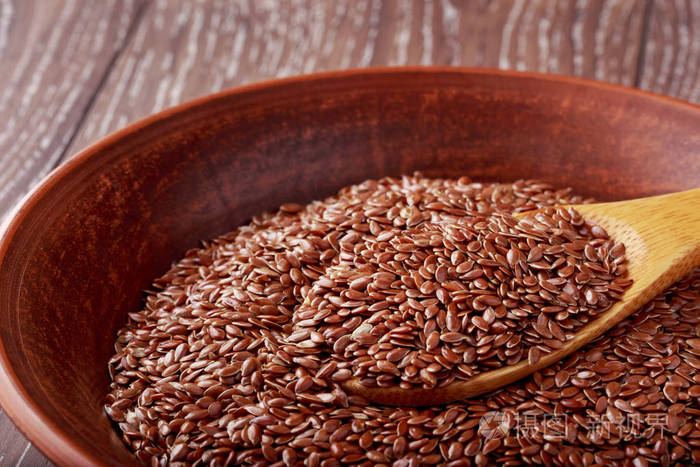 褐色亚麻籽