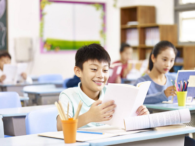 五年级学生图片 五年级学生素材 五年级学生插画 摄图新视界