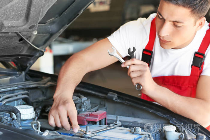 维修中心汽车修理车照片-正版商用图片0r7654-摄图新视界