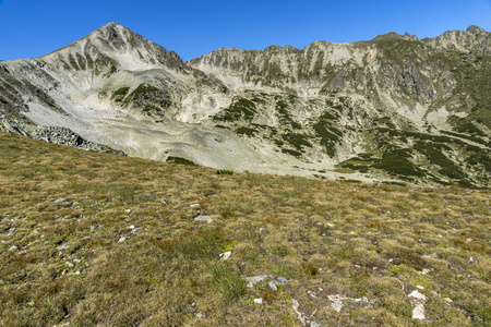 惊人的 Polezhian 峰值，皮林山观点