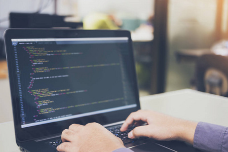 网站设计, 程序员在软件开发公司办公室, 数据处理中心, 服务器机房