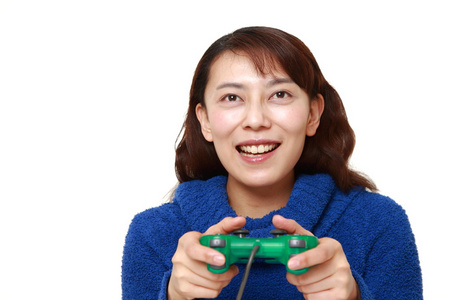 亚洲女人享受视频游戏