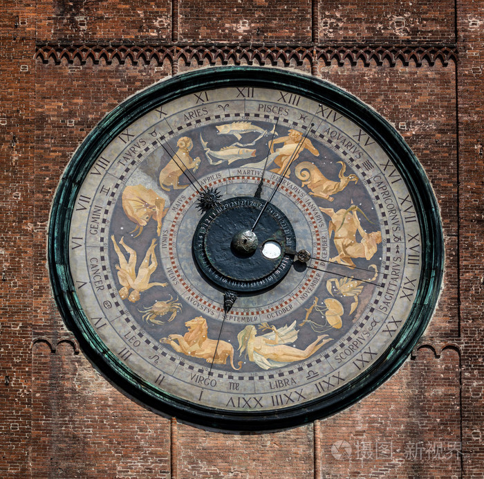 天文钟的钟楼高塔,意大利克雷莫纳