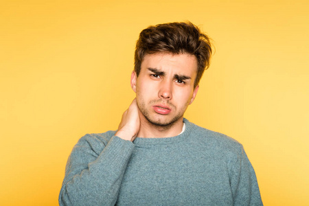 疑惑不解不解困惑的人疑惑的样子照片